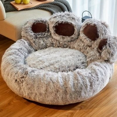 Coussin pour chat gris stable au sol